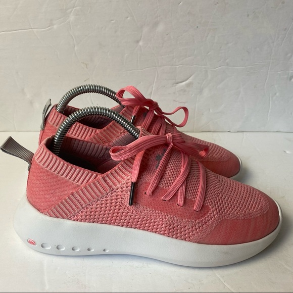 Peter Millar Women's Hyperlight Glide Athleisure Sneakers Pink White Size 6 Knit - Picture 11 of 12